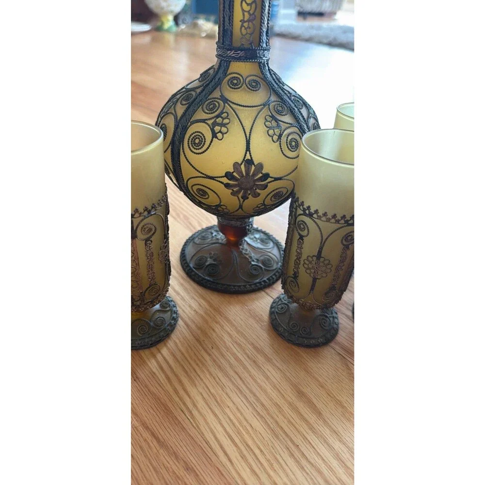1973 Crete Amber & Green Glass/Metal Decanter Set, Floral Filigree, Stopper